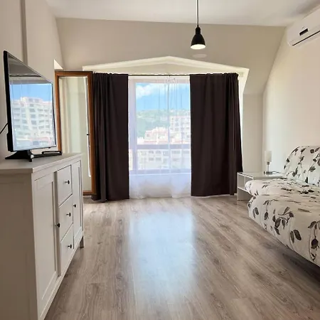 Apartmán видовые 2-комнатное в комплексе Varna South Bay Asparuchovo