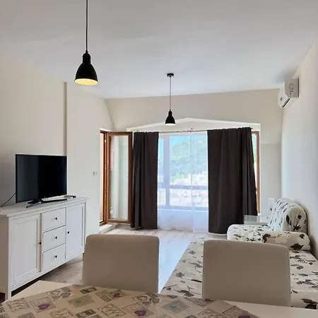 Apartmán видовые 2-комнатное в комплексе Varna South Bay